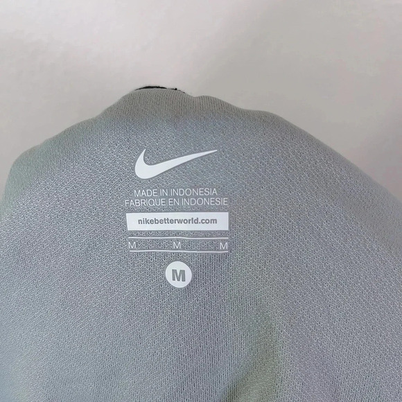 Nike Women's Dri-Fit 5K Allover Print Running Shorts - Picture 5 of 9